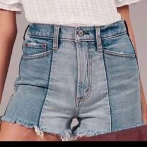 Abercrombie two toned jean short
